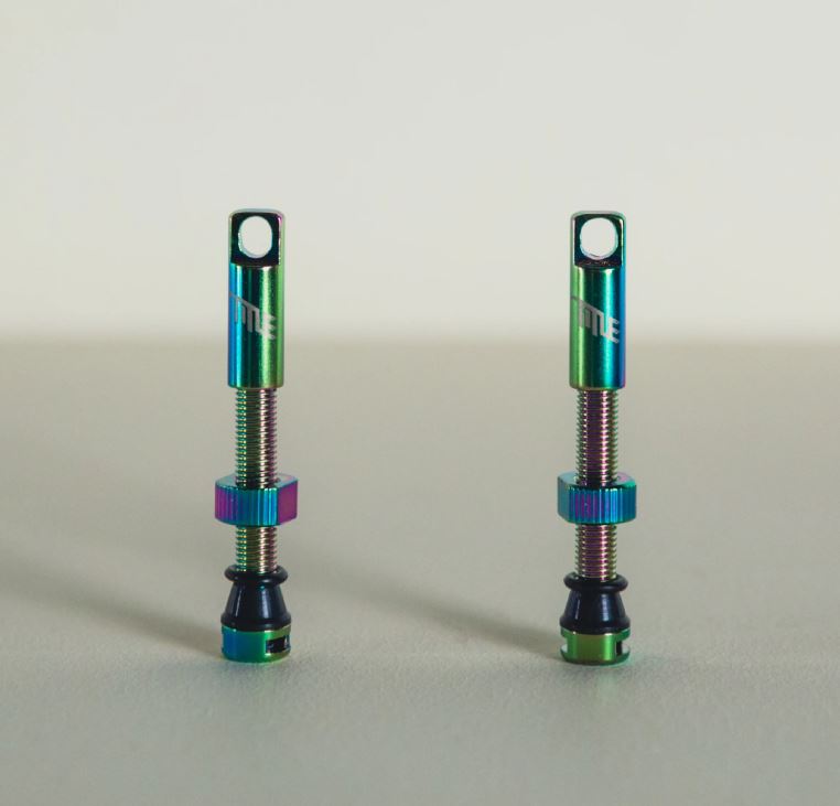 TUBELESS VALVE TITLE