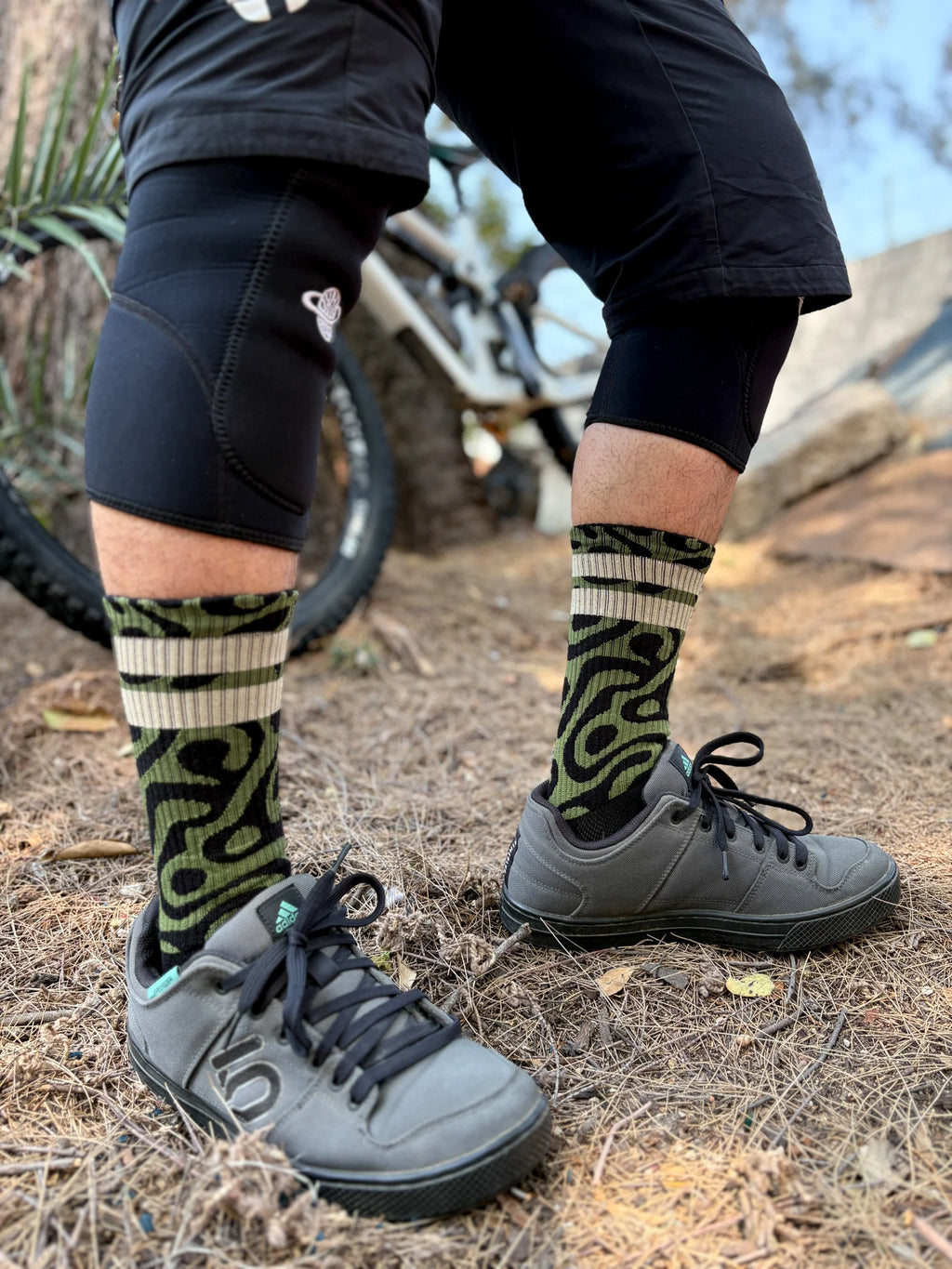 Calcetas MTB Local Racing Rider Socks Raw Verde Olivo
