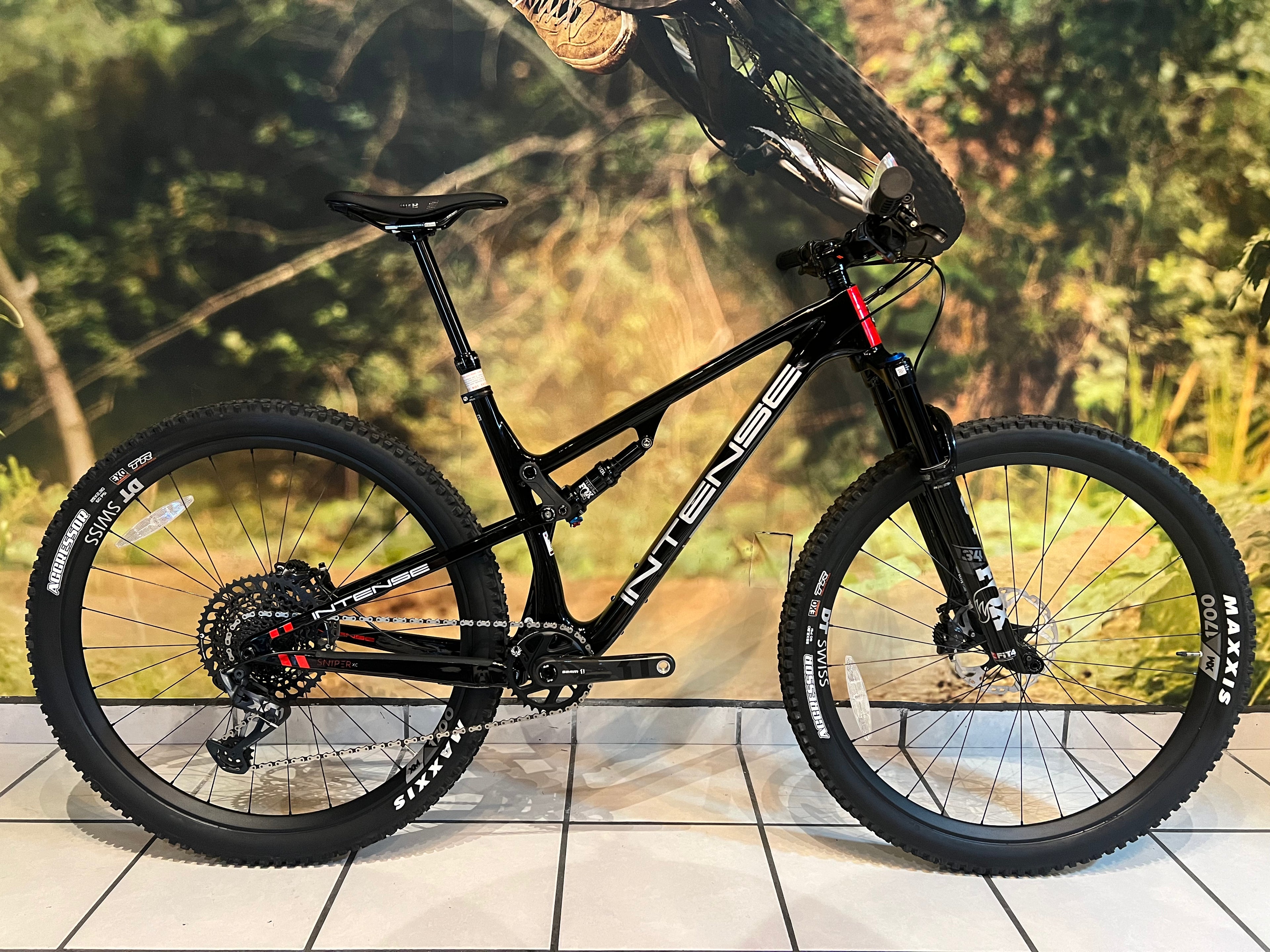 Bicicleta Intense Sniper XC RED PRO SPECIAL BUILD 29" Talla M