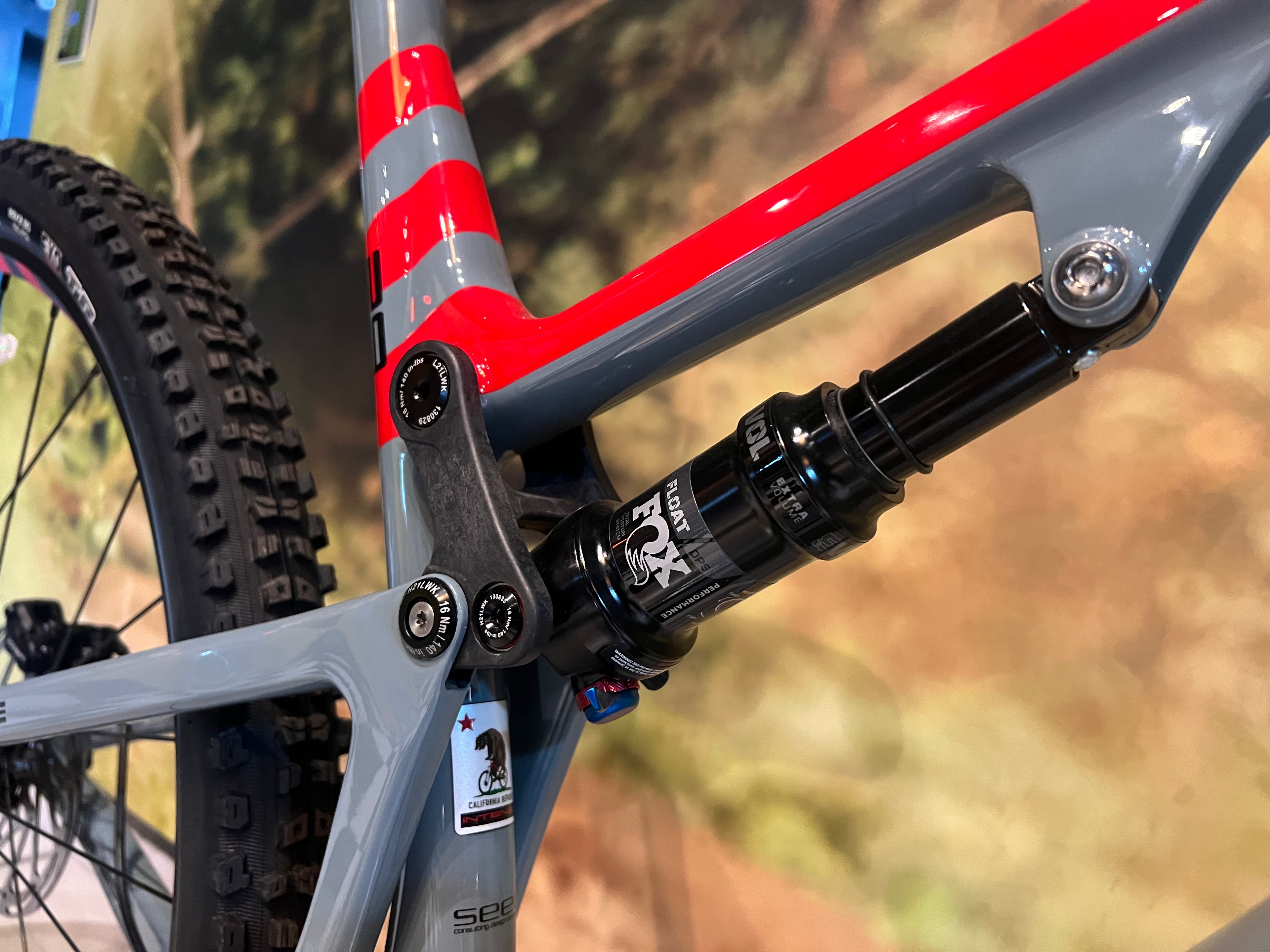 Bicicleta Intense Sniper T Gloss Black/Red EXPERT 29" Talla L