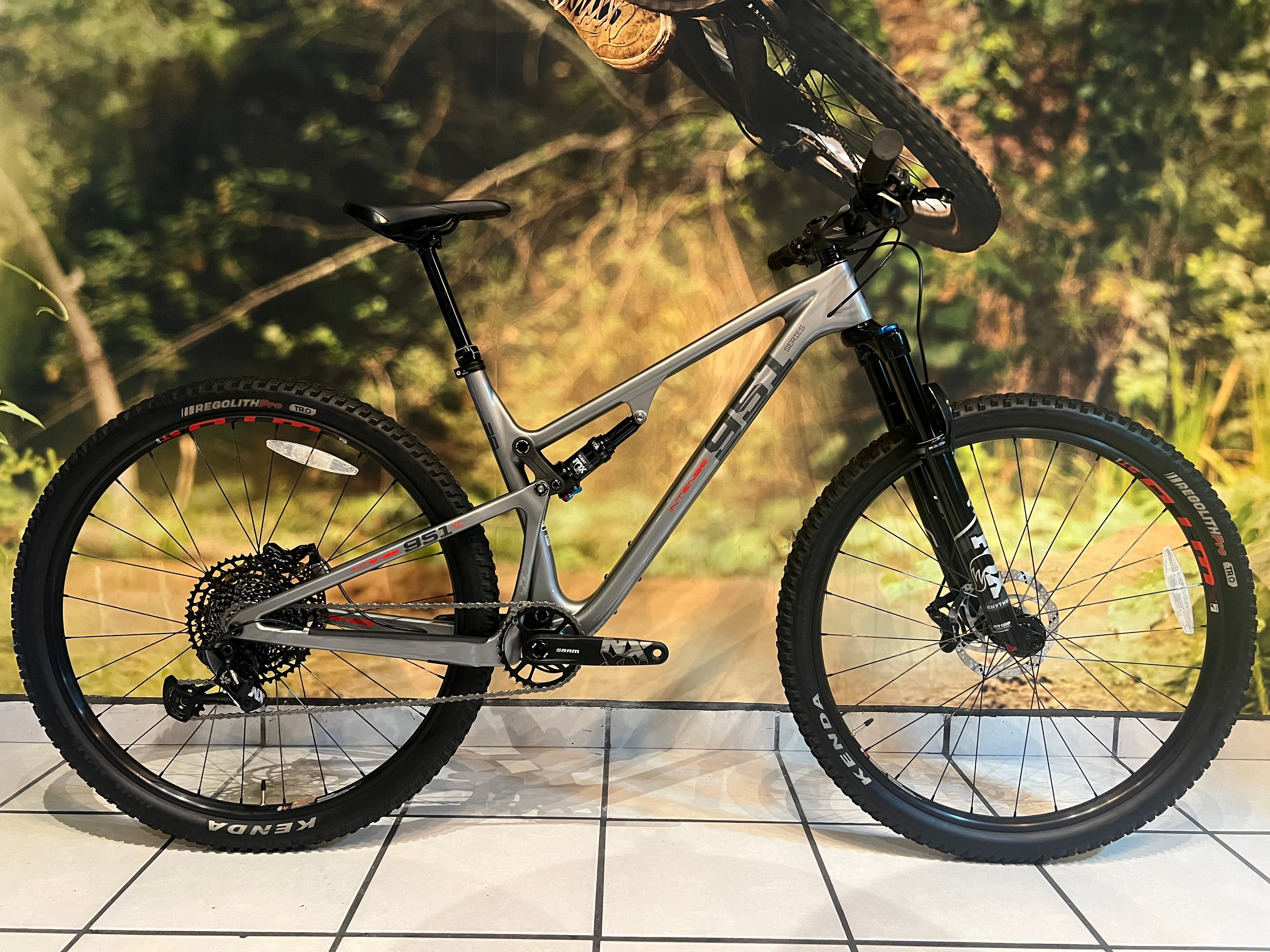 Bicicleta MTB Intense 951 XC Silver SPORT Carbon 29" Talla M
