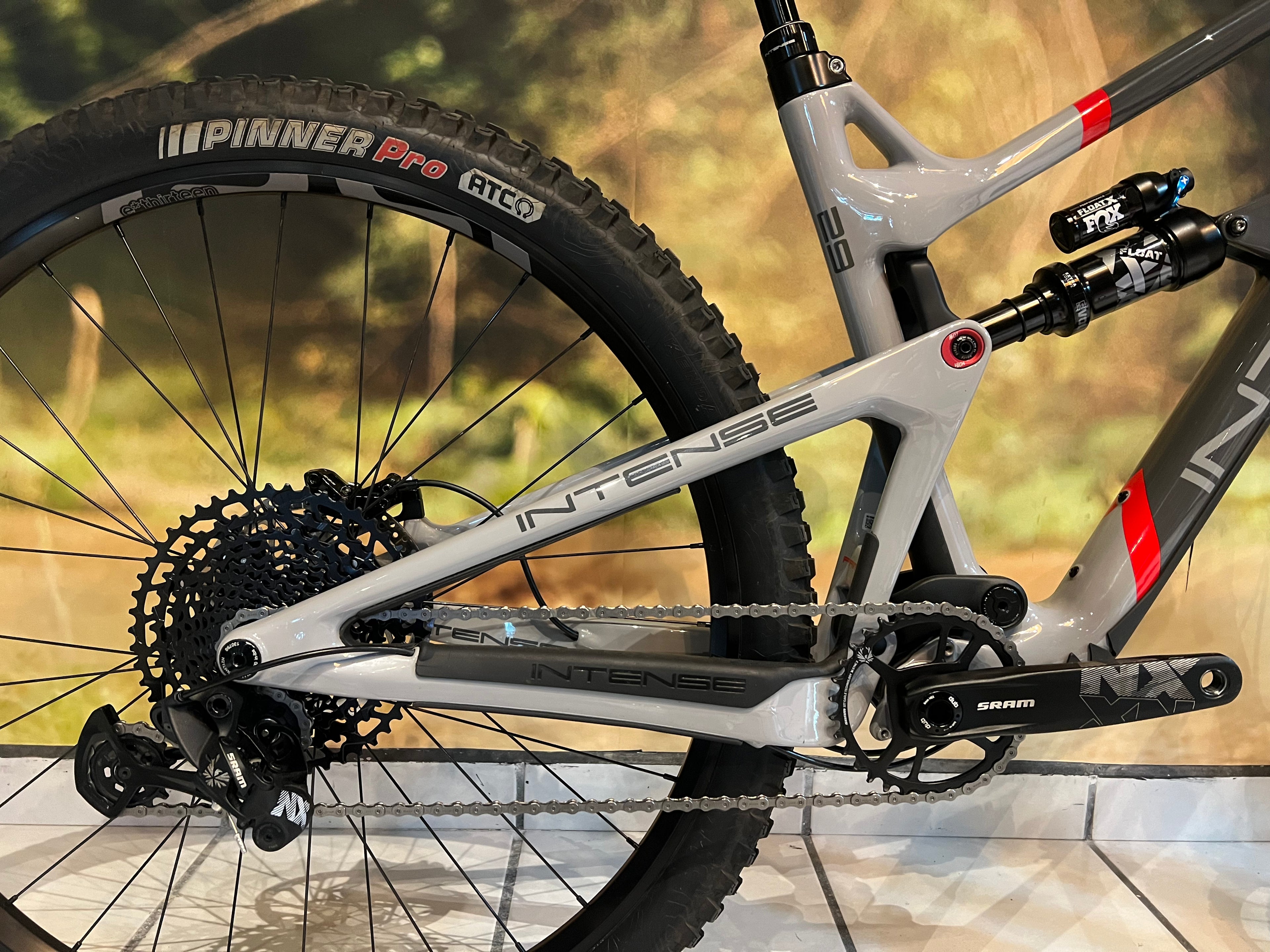 Bicicleta MTB Intense Primer 29 Grey EXPERT Talla M