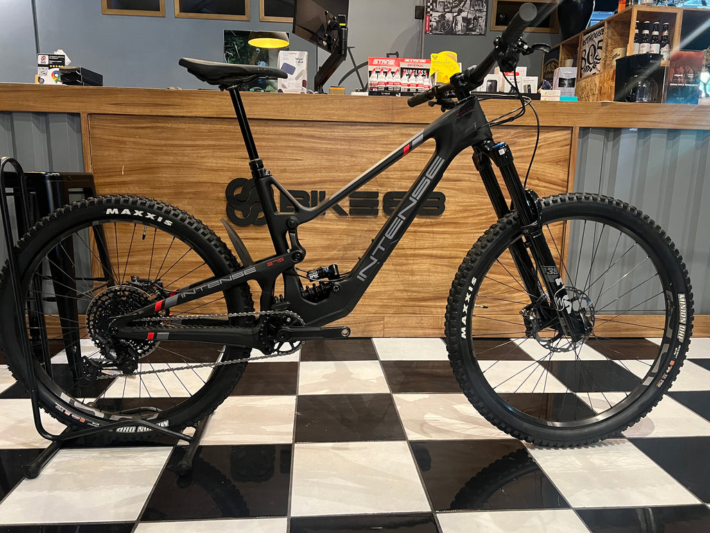 Bicicleta MTB Intense Tracer 279 Satin Black Pro Carbon Talla L
