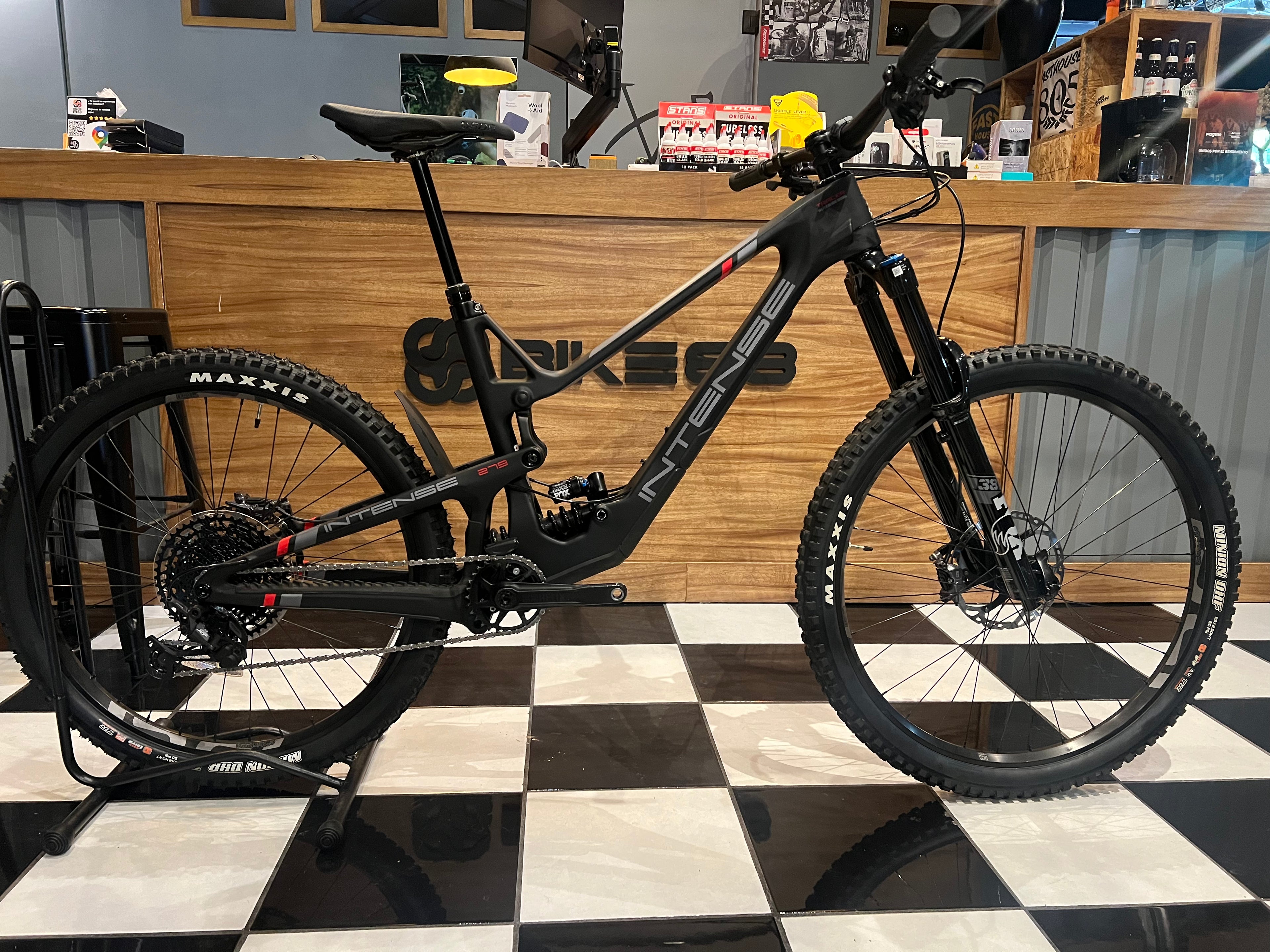 Bicicleta MTB Intense Tracer 279 Satin Black Pro Carbon Talla L