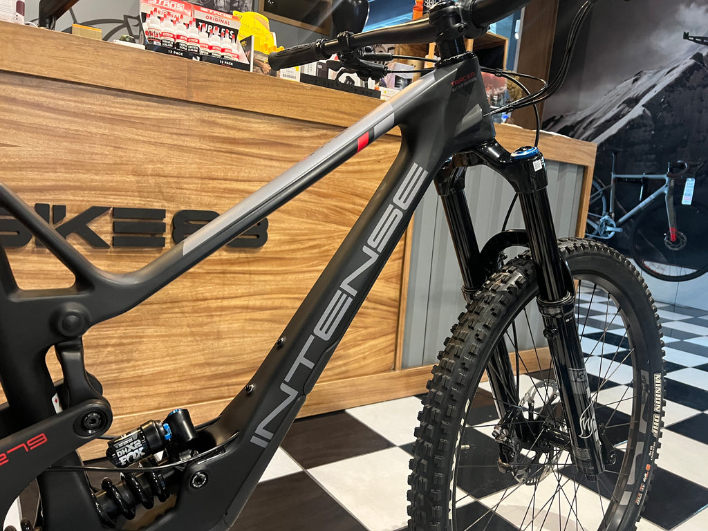 Bicicleta MTB Intense Tracer 279 Satin Black Pro Carbon Talla L