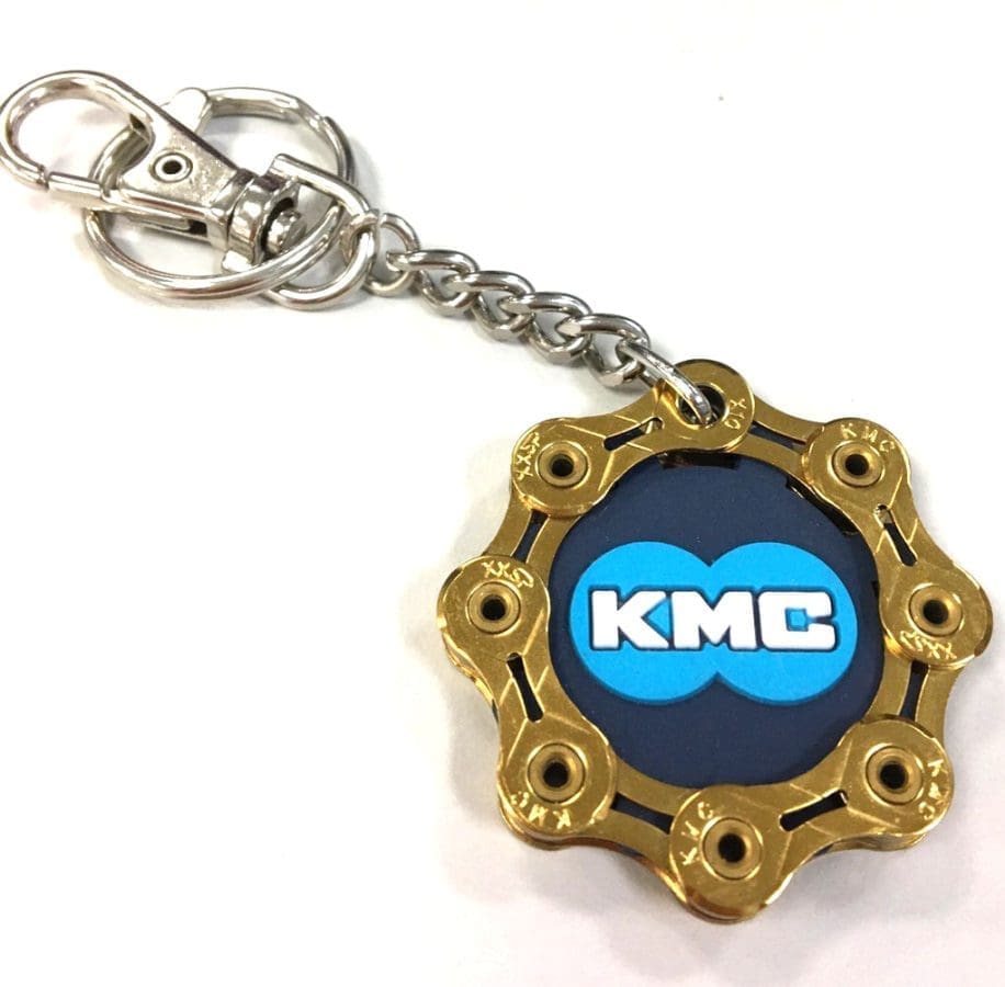 Llavero KMC
