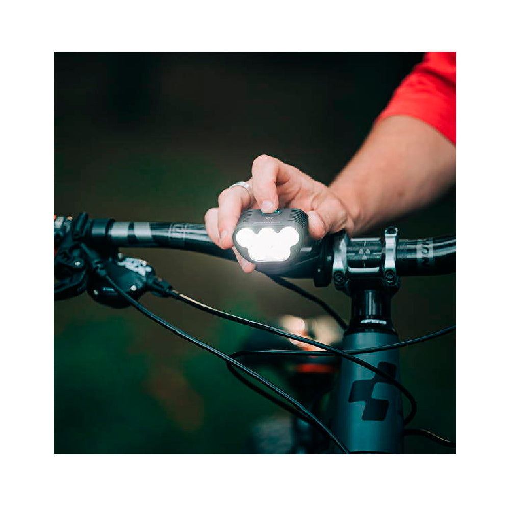Lampara Magicshine Delantera – Monteer 6,500 Lm