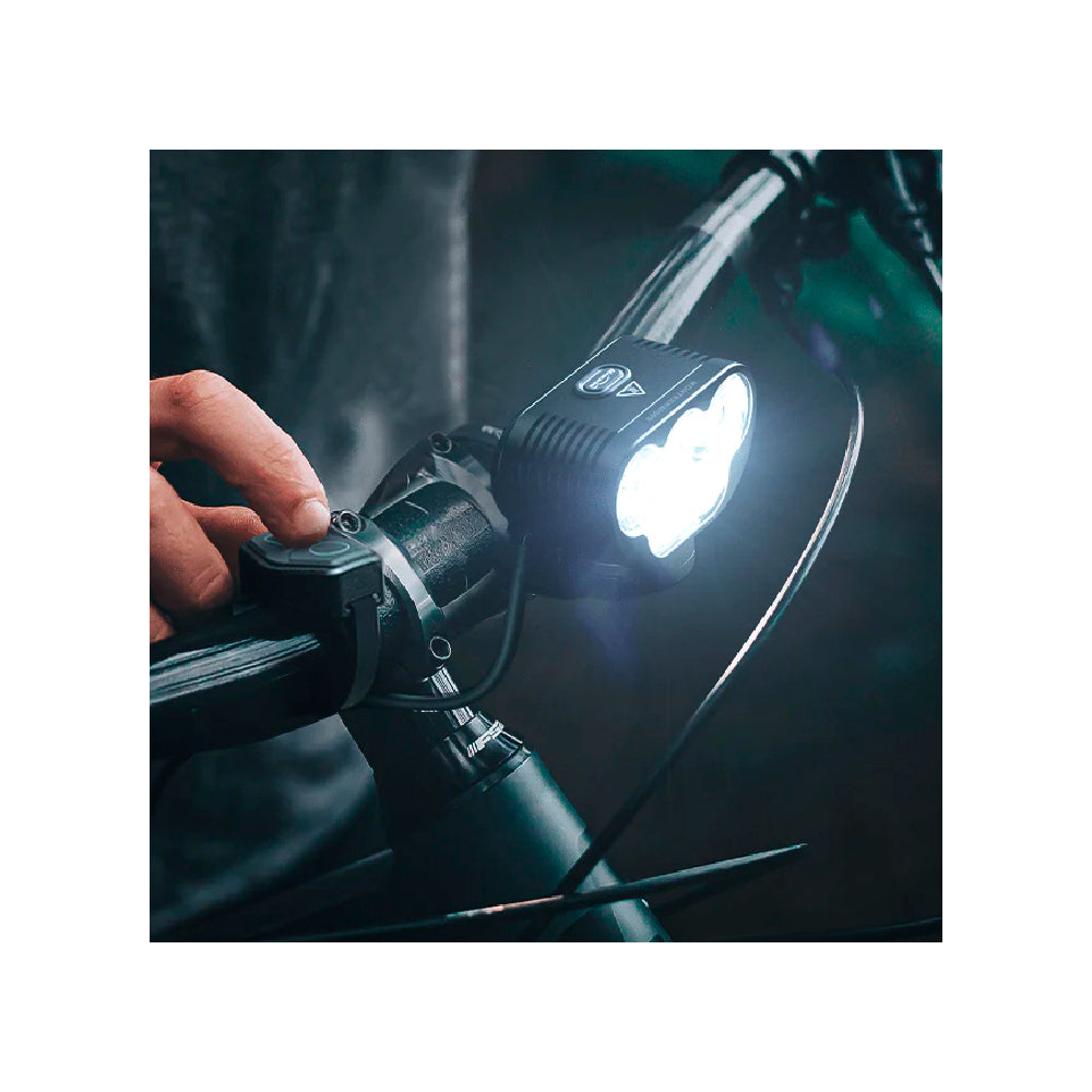 Lampara Magicshine Delantera – Monteer 8,000 Lm (Sin Batería)