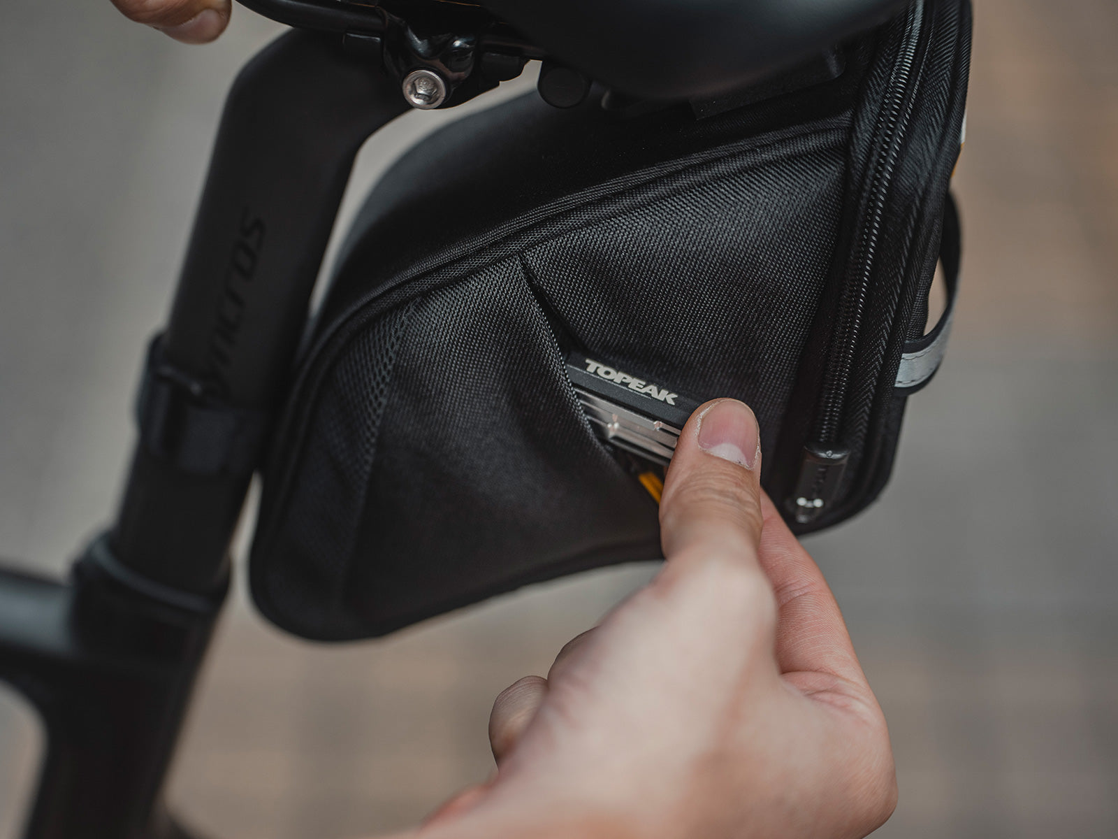 Bolsa Topeak Medium Aero Wedge DX