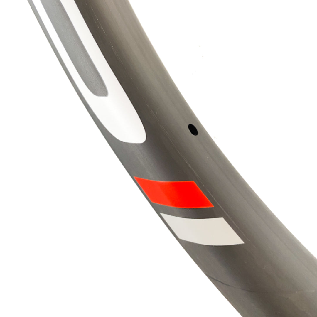 ARO STAN'S BRAVO CARBON 27.5" XC&TRAIL 28H NEGRO