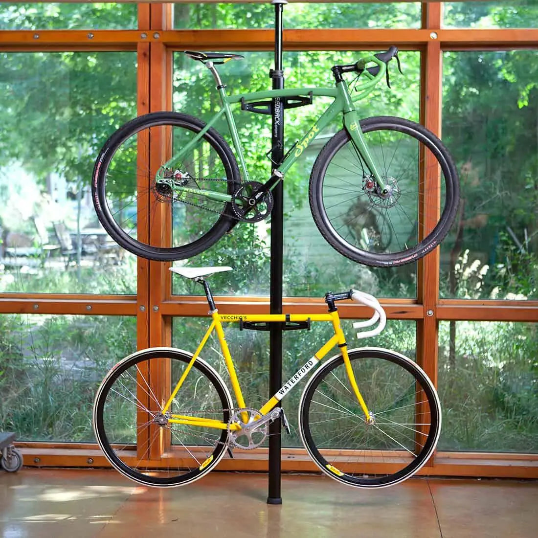 FEEDBACK SPORTS RACK DE PISO P/BICICLETAS VELO COLUMN , NEGRO