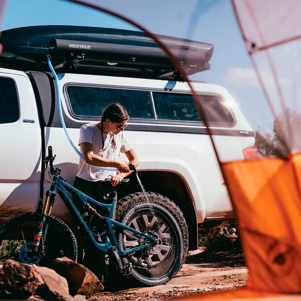 Almacenamiento Pórtatil de Agua Yakima Roadshower