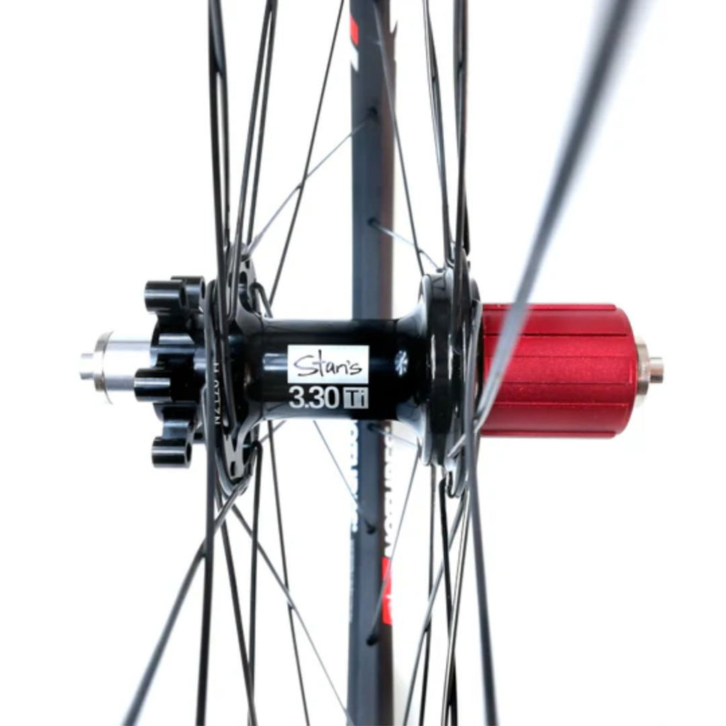 JUEGO DE RUEDAS STAN'S 27,5" VALOR 3.30TI DEL QR/15X100mm TRA QR 135mm HG