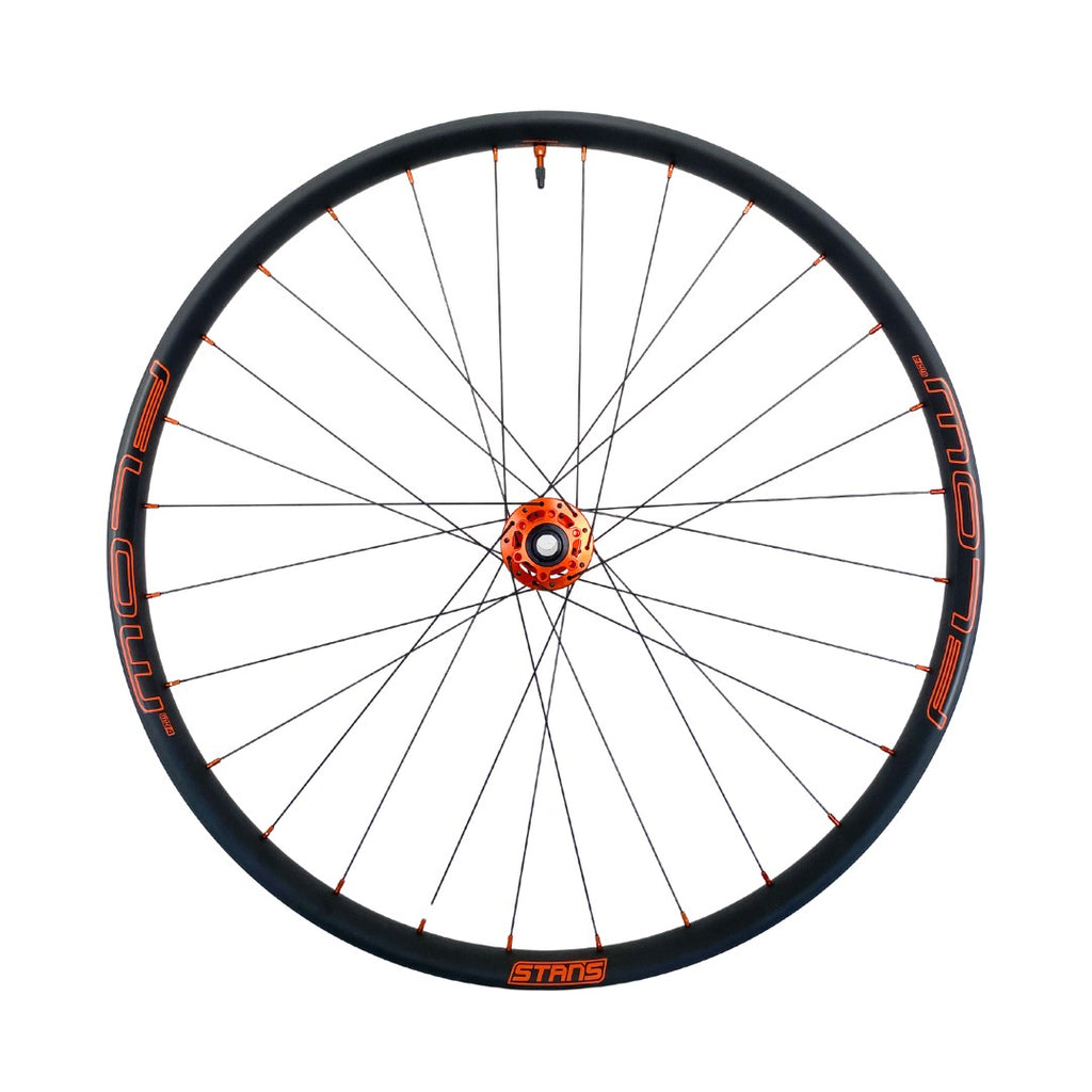 JUEGO DE RUEDAS CON ARO STAN'S 27.5" 6T (DELANTERA QRX15 24H)(TRASERA QR X145 28H) EDICION ESPECIAL ROJO