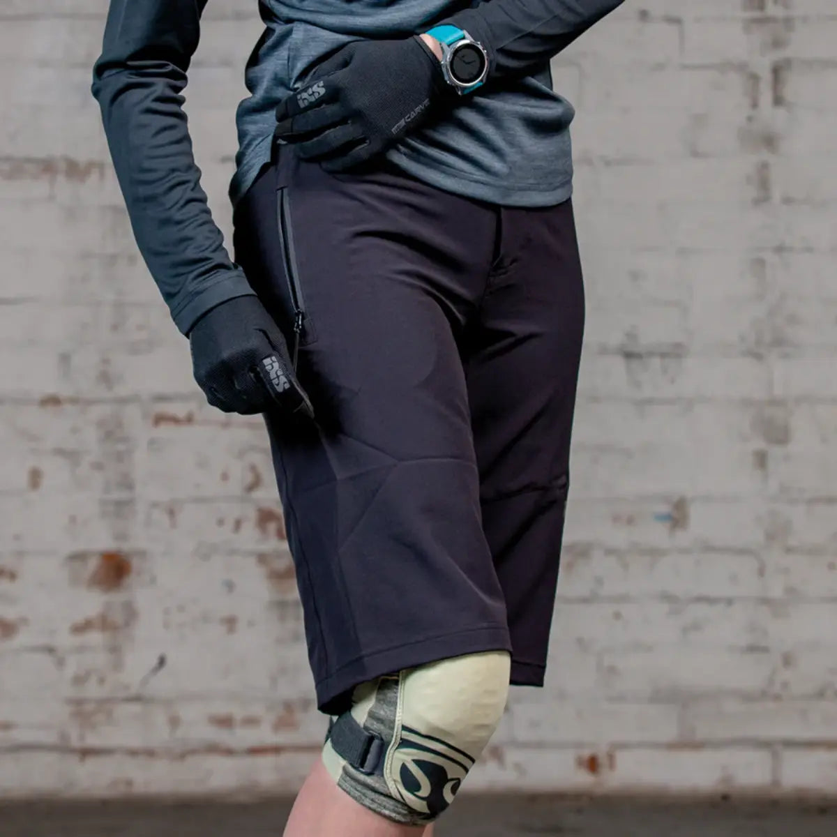 Shorts iXS Women's Carve Evo