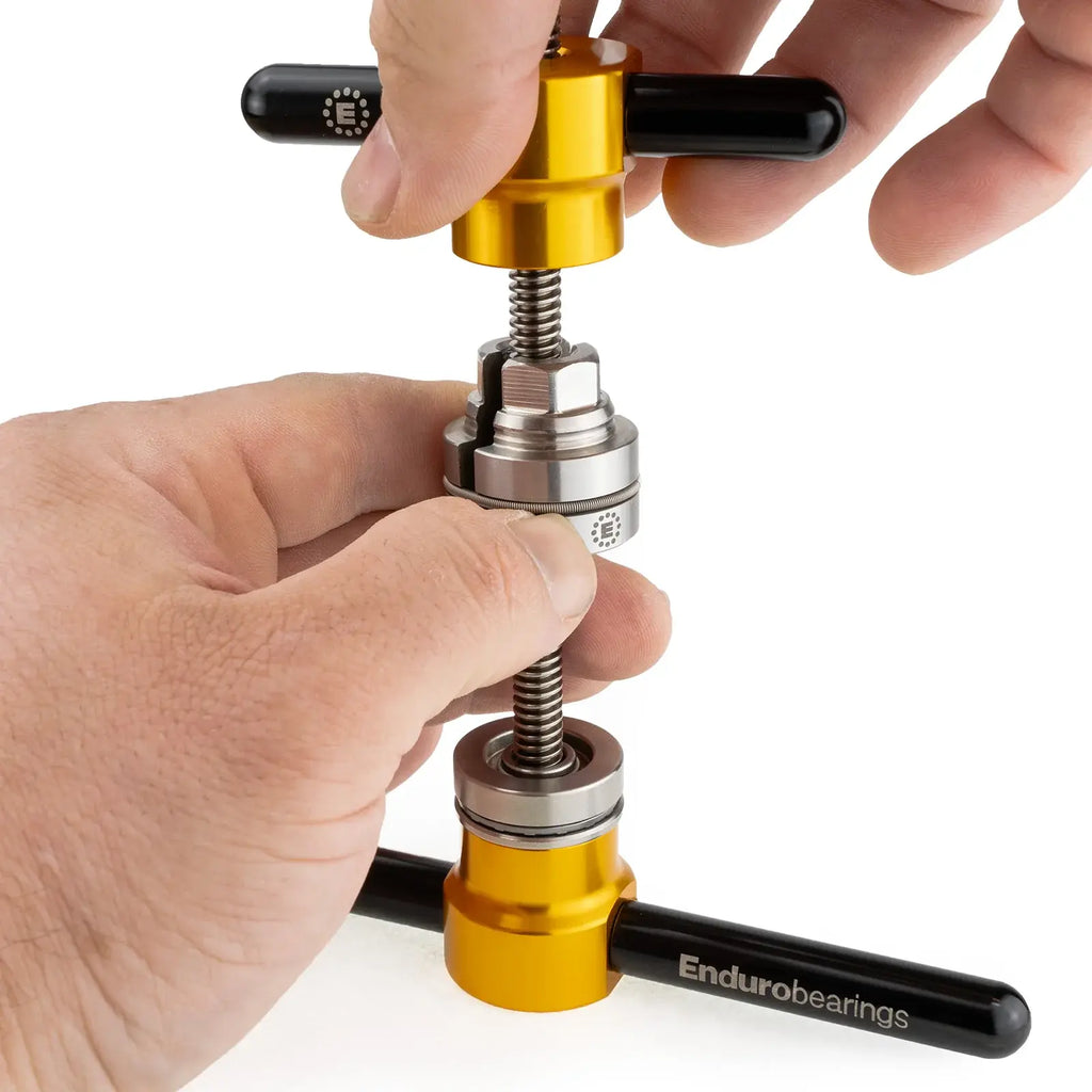 PT-011 - TUERCA ZIP-NUT PARA ROSCA ACME DE 5/16 (8 MM) - TUERCA DE LIBERACIÓN RÁPIDA PARA USAR CON LAS PRENSAS DE BALEROS BRT-060 Y BRT-050.