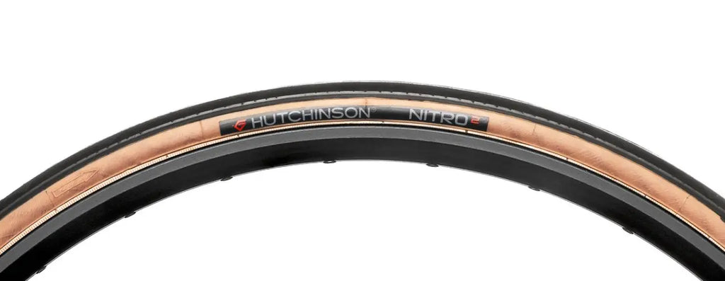 Llanta Nitro 2 Hutchinson 700x28 33TPI Café (para Cámara)